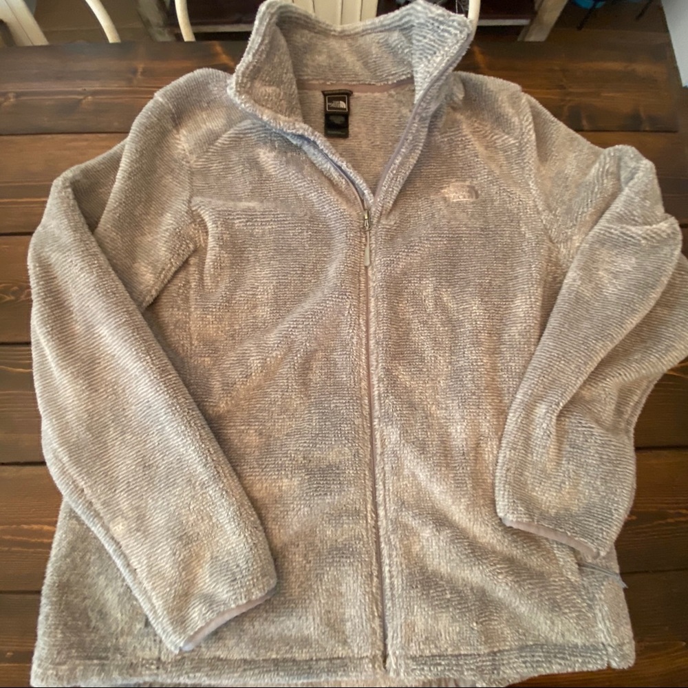 The north face fuzzy jacket